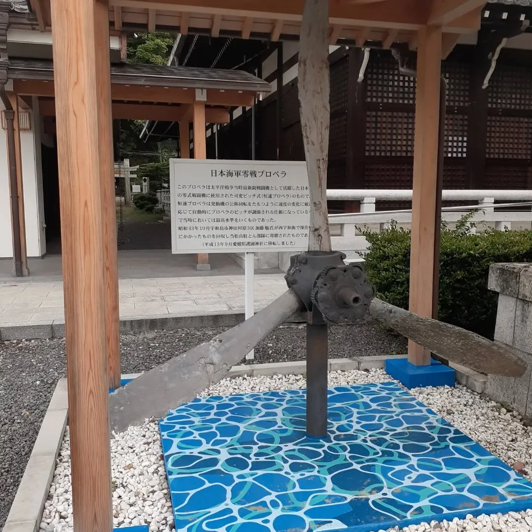 護国神社周囲を朝さんぽ